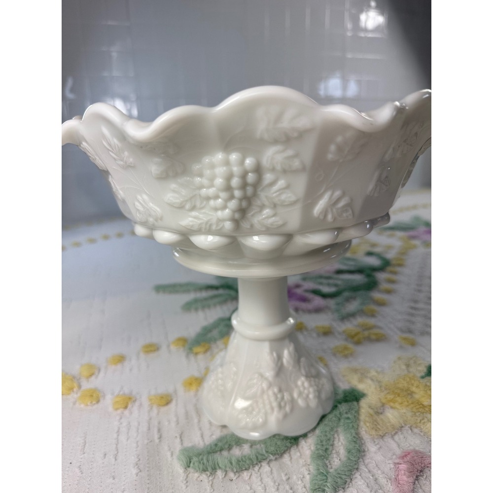 Westmoreland Milk Glass Paneled Grape Pedestal Bowl Scalloped Compote Candy Dish